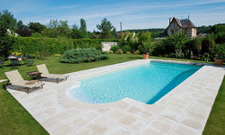 Piscine de 10 x 5 m avec Liner sable et escalier roman