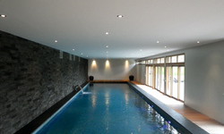 Piscine de 20 x 5 m intérieure