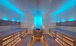 Sauna Deauville 14 avec éclairage LED derrière les banquettes