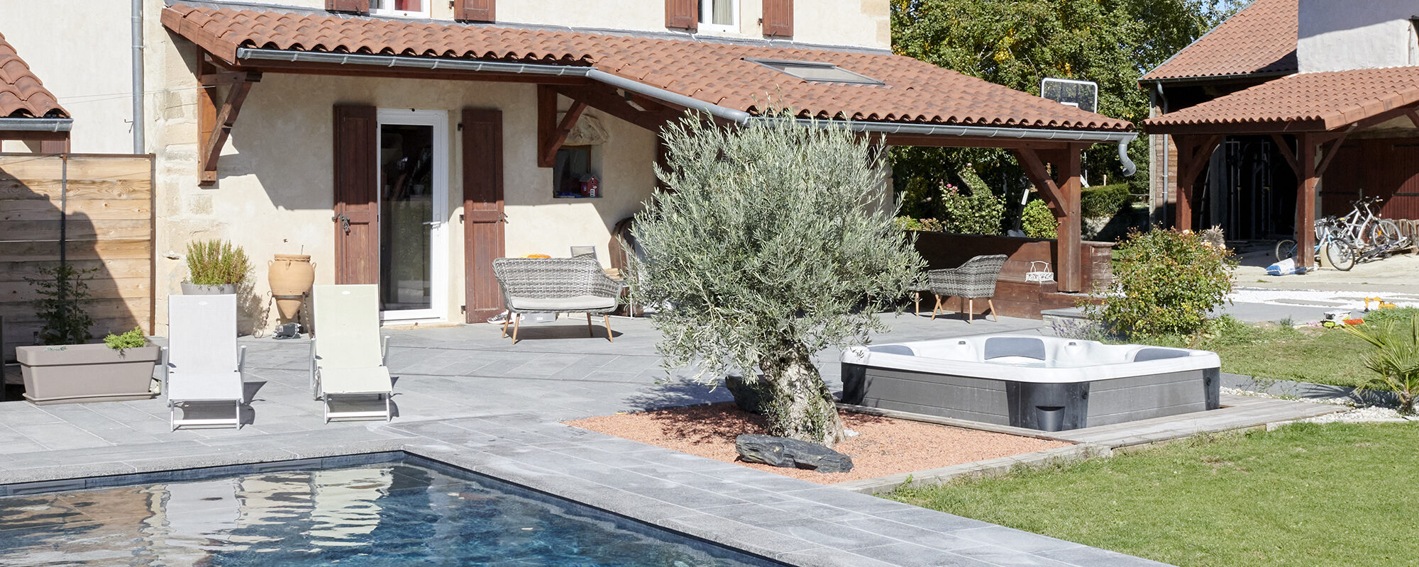 DELALANDE PISCINES & SPAS : L’Excellence des piscines sur mesure
