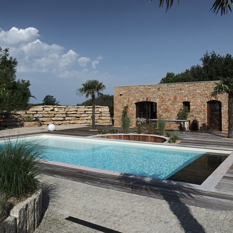 Votre constructeur piscine dans le Calvados : DELALANDE PISCINES & SPAS
