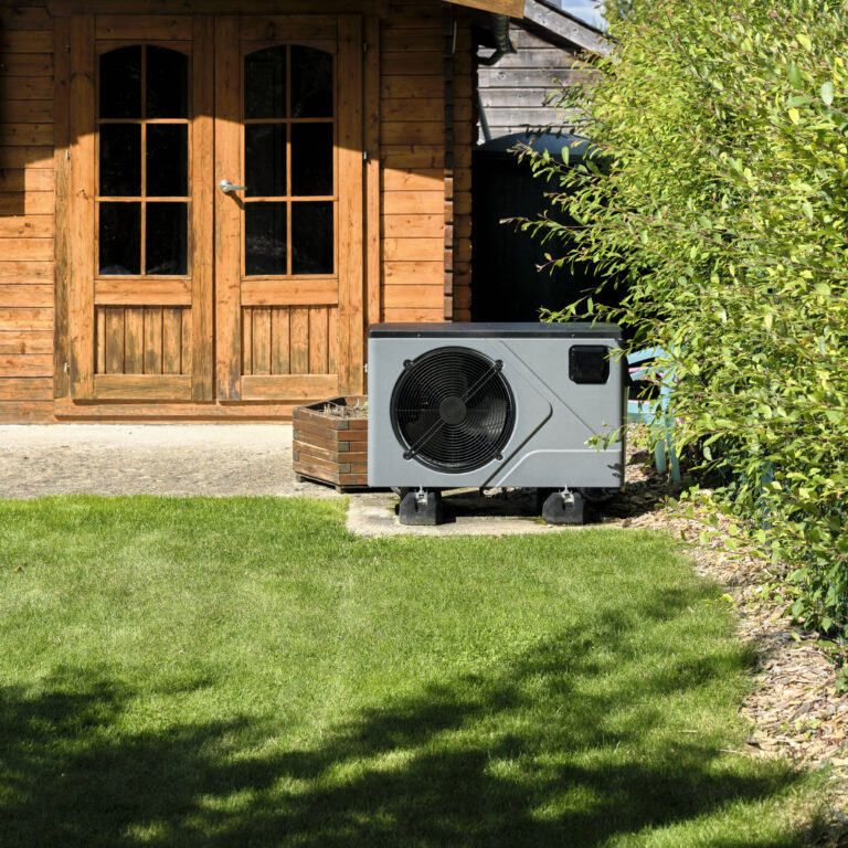 Chauffage et filtration de piscine : Performance et confort