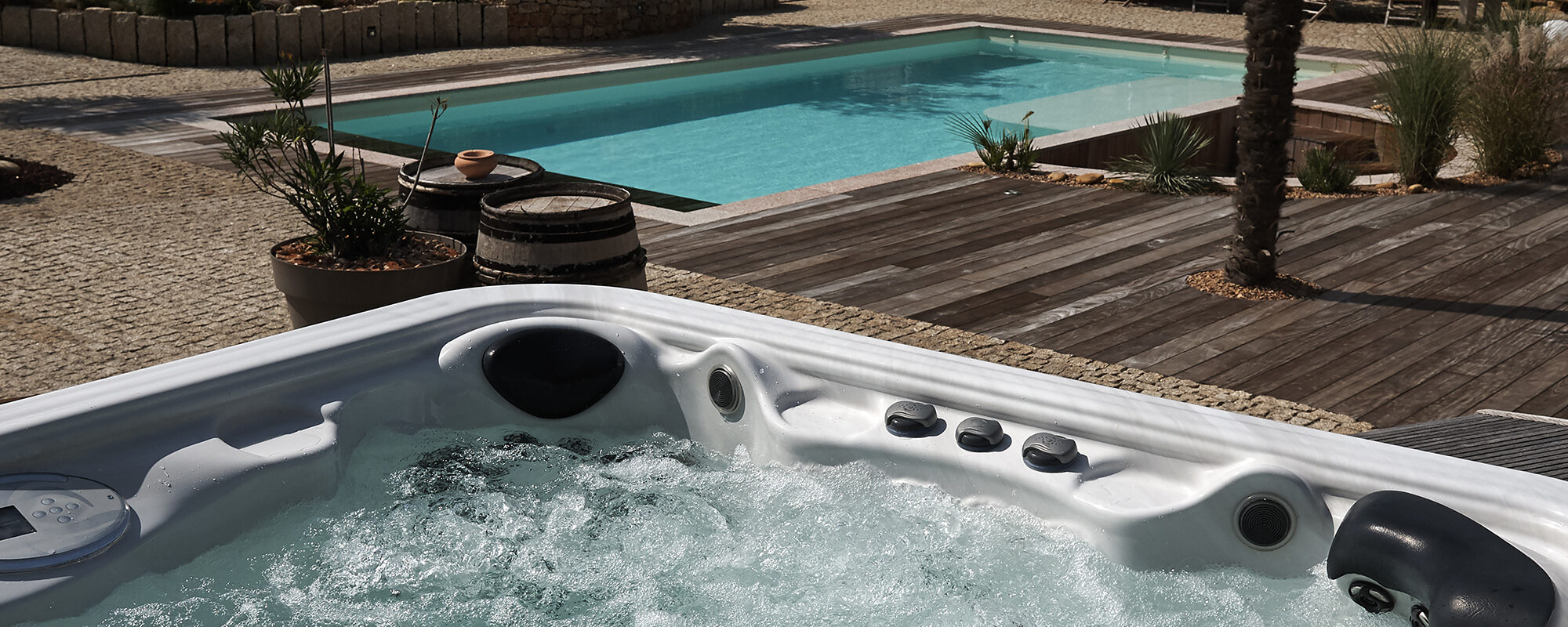 Trouvez votre spa à Deauville avec DELALANDE PISCINES & SPAS