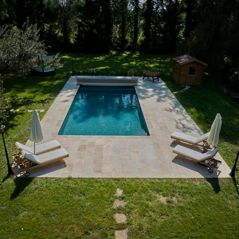 Rénovation de piscines : modernisez et restaurez votre bassin