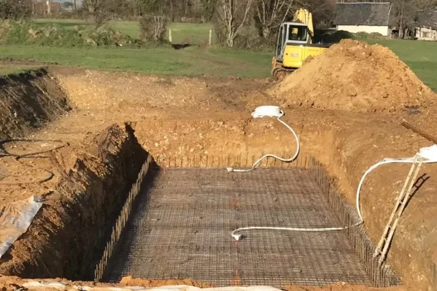 Chantier de piscine dans le Calvados